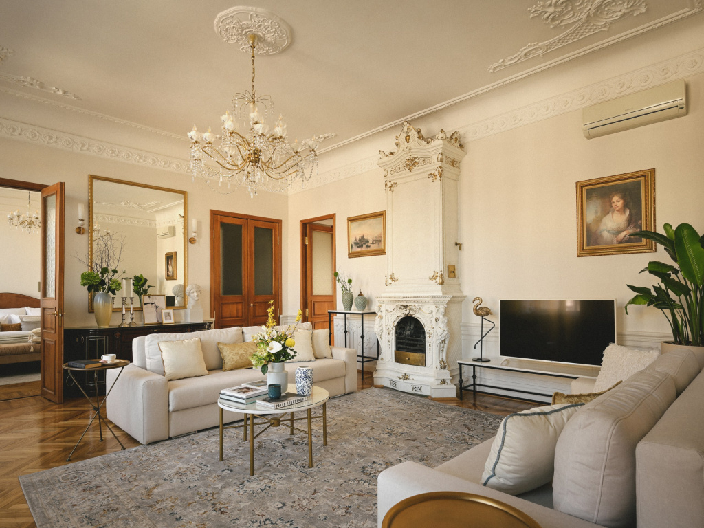 Апартаменты Minin Apartments с видом на Казанский собор 120 кв.м. — фото
