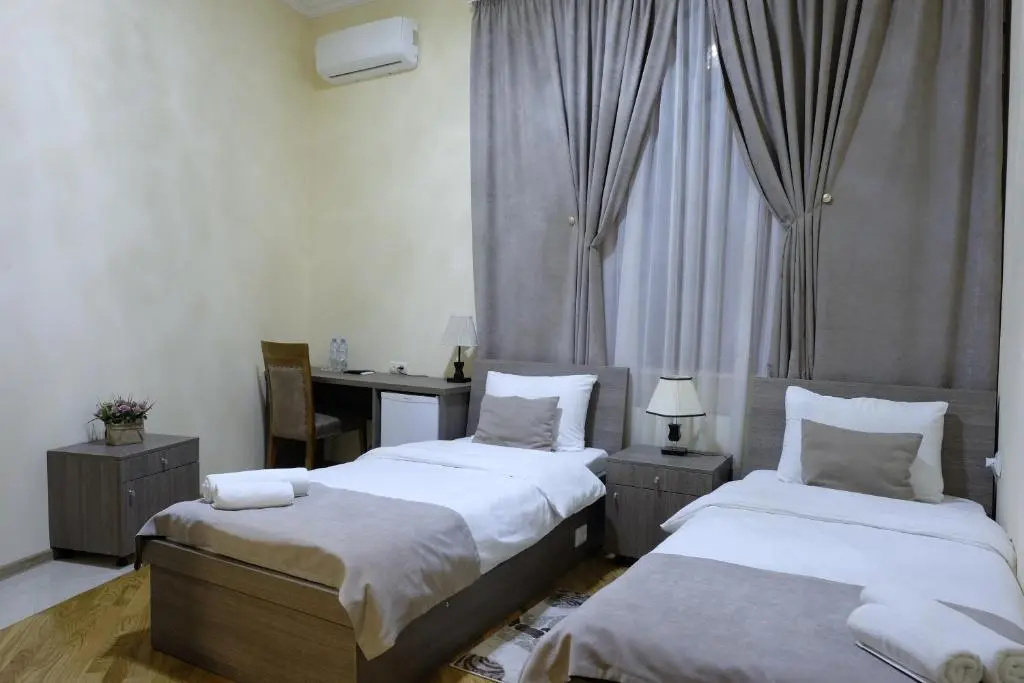 Double room (twin beds)