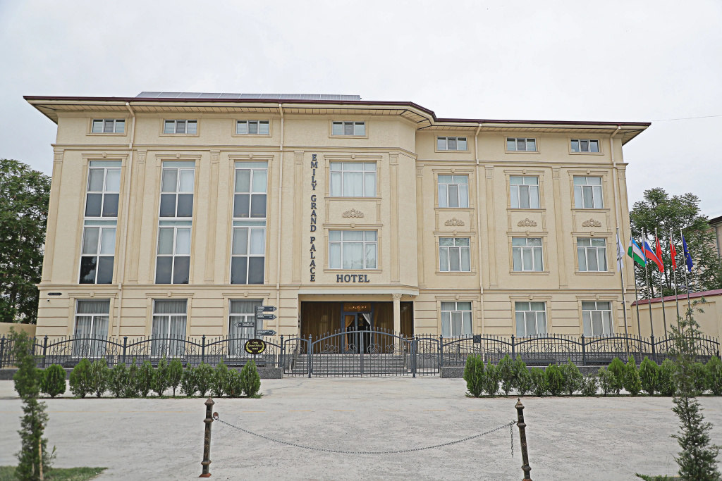 Отель Emily Grand Palace — фото