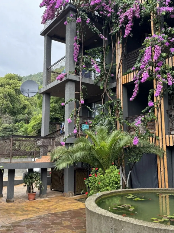 Aimara Hotel