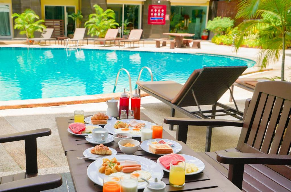 Baron Beach Hotel - Général
