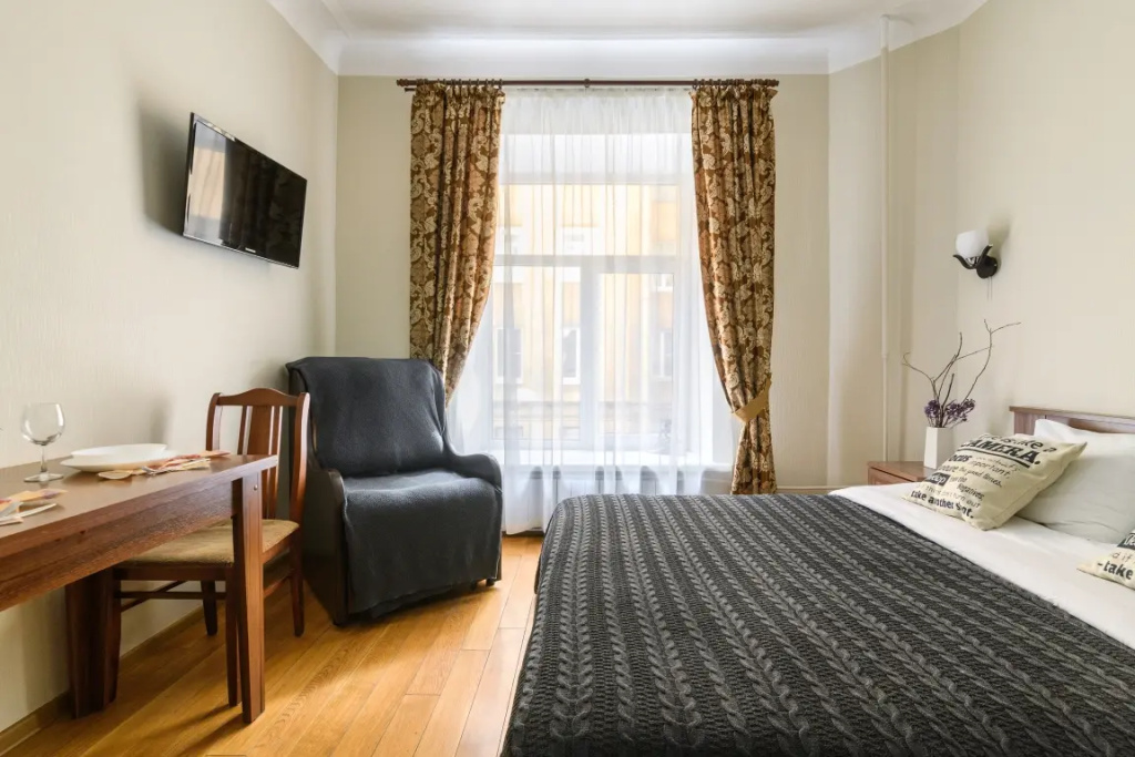 Отель Апартаменты Sergeew Apartments у метро Василеостровская в Санкт-Петербурге