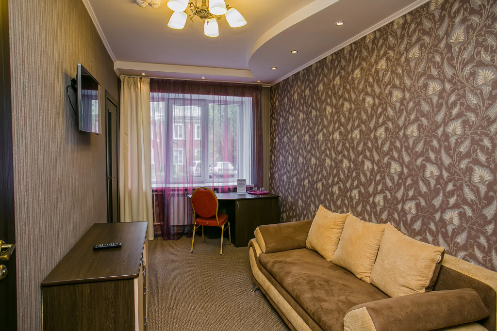 Krokus Hotel Room Type - Family Double room full double bed