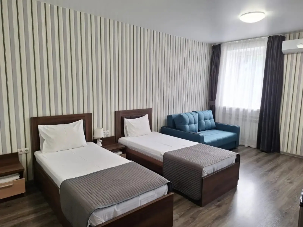 Superior Triple room