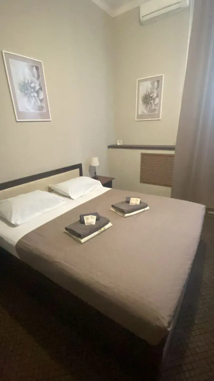 Safyan Hotel Room Type - Standard Double room full double bed