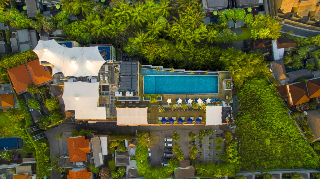 Отель de Vins Sky Hotel Seminyak — фото