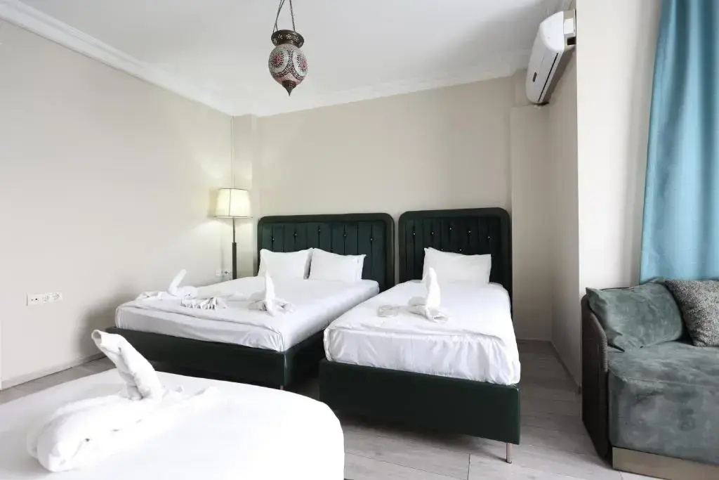 Standard Quadruple room with sea view