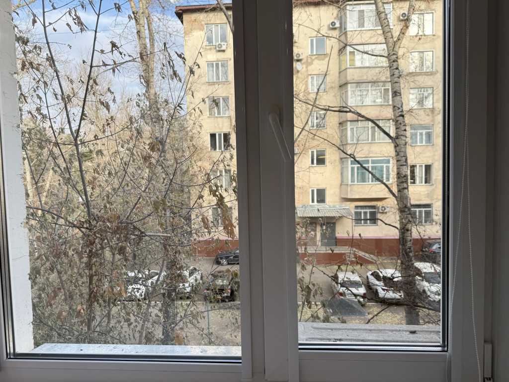 Studiya V Tsentre Goroda Karaganda Flat
