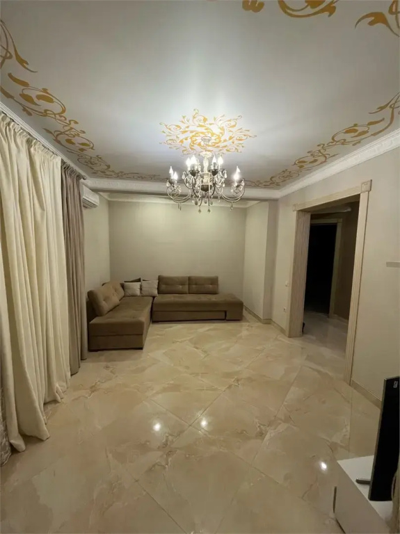3 Bedrooms Suite Apartment