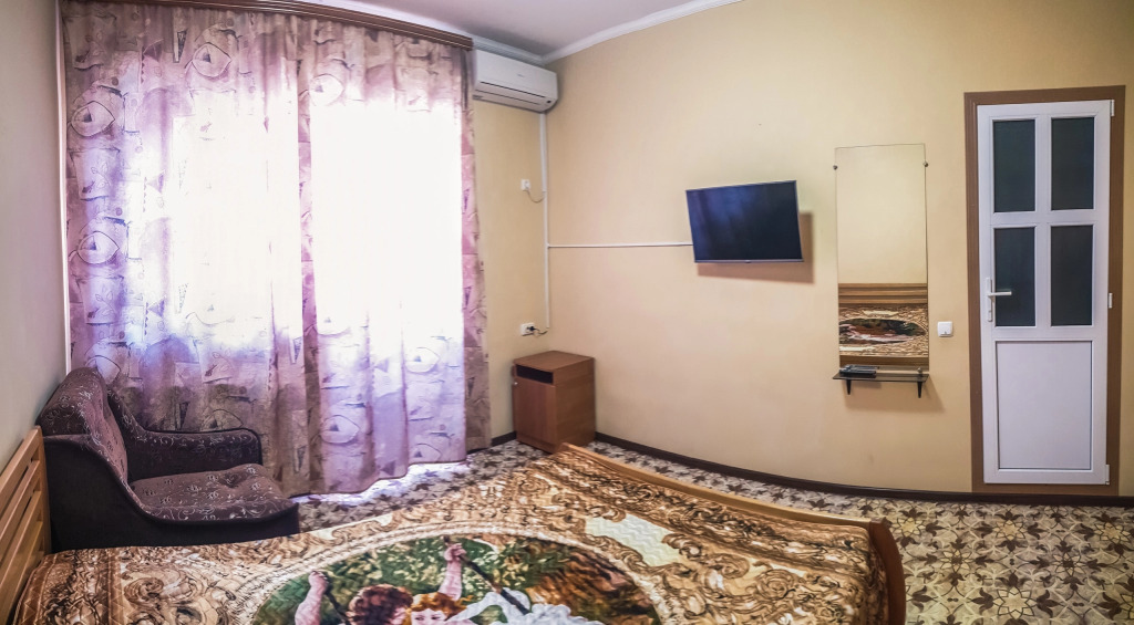 Двухместный номер Standard с балконом и с видом на море двуспальная кровать в Катеринаплюс