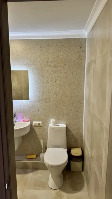 Трёхместный номер Economy с балконом в Maryslav