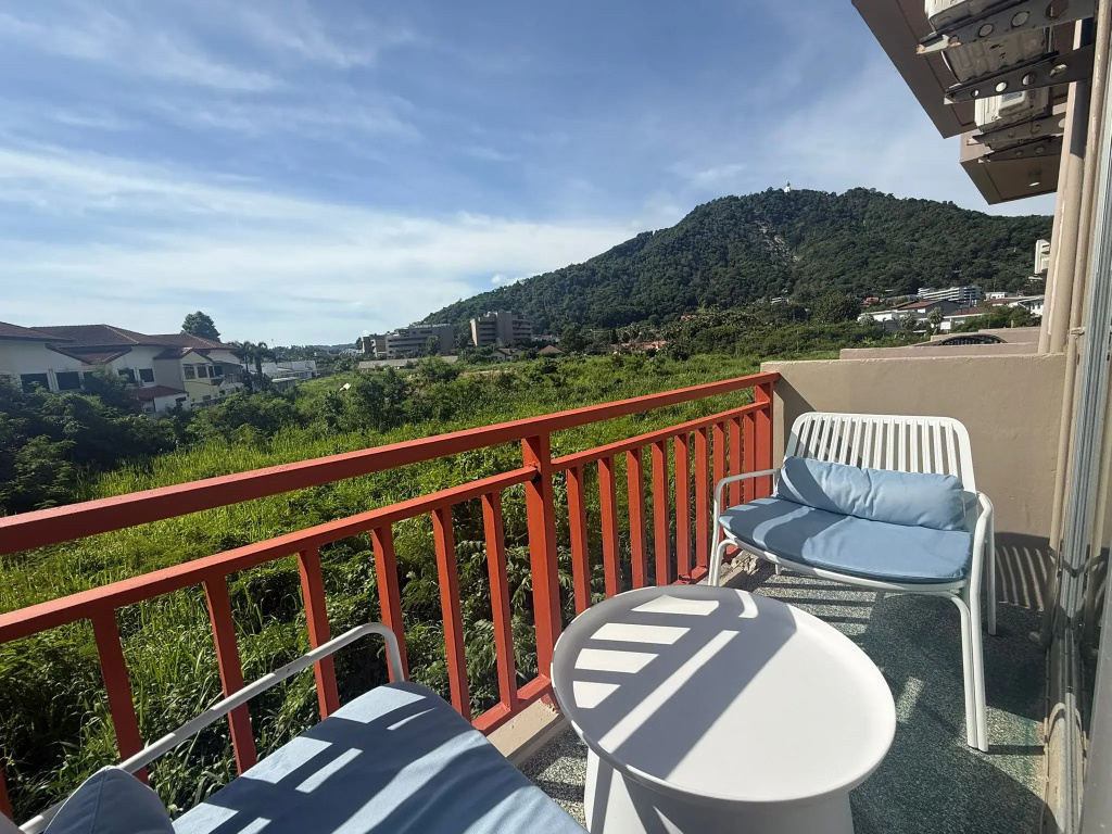 Alura Guesthouse Kata Beach