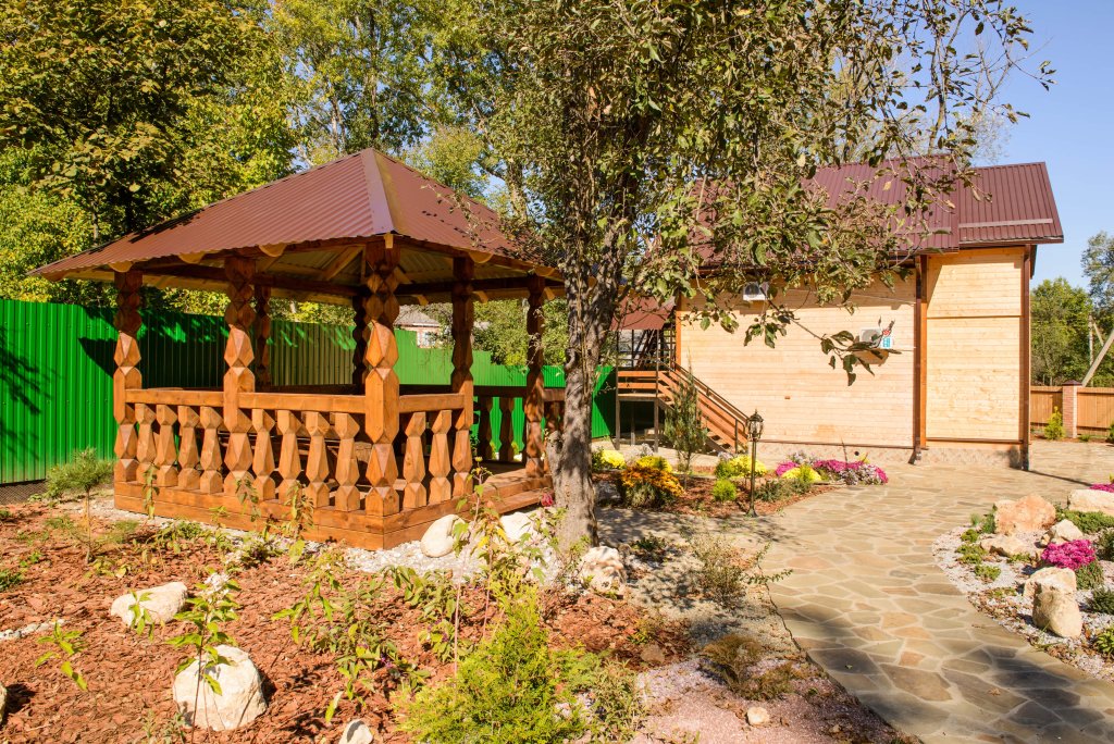 гостевой дом каменномостский адыгея. каменномостский обрывной переулок 1. гостевой дом на аминовской адыгея. дом у реки гостевой дом каменномостский. гостевой комплекс коттедж у реки.