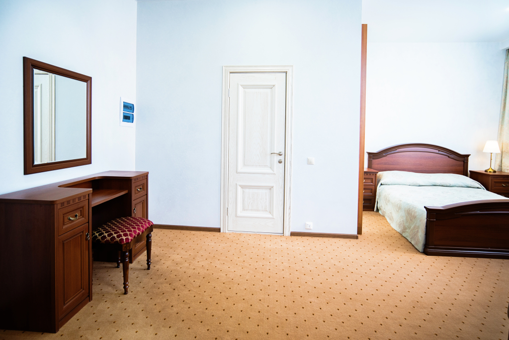 Двухместные апартаменты двуспальная кровать в Черноморская