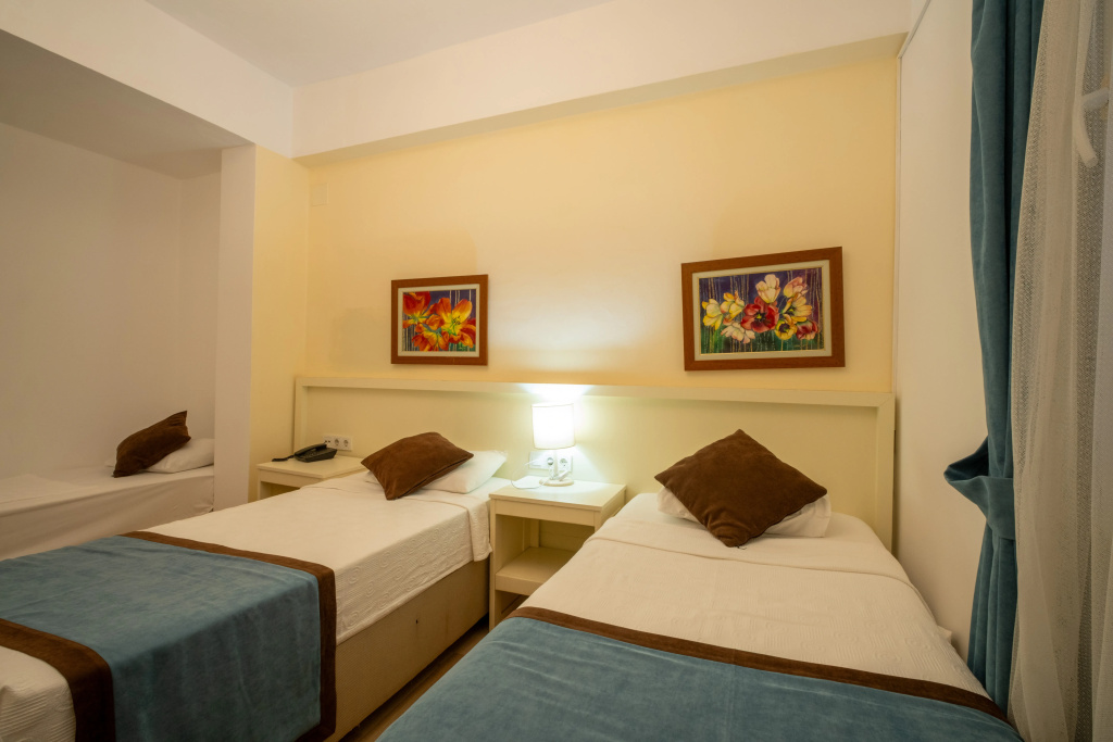 Economy room