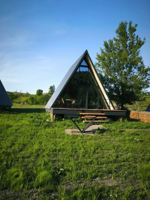 Шале двухэтажный А-фрейм с панорамным остеклением и террасой - фото 17