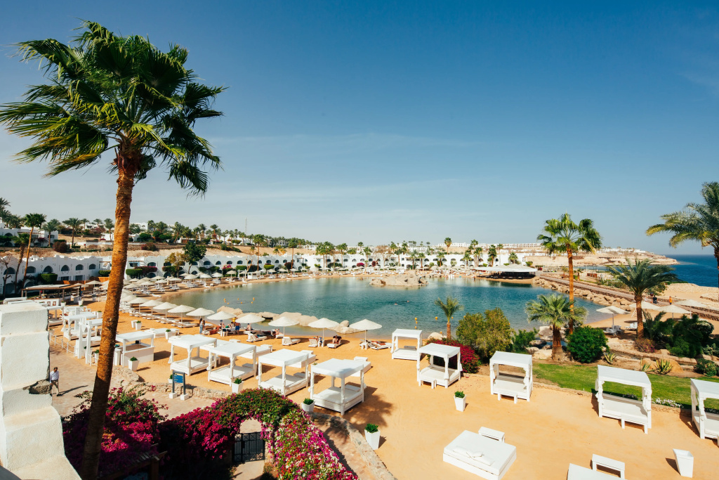 Курортный отель Domina Coral Bay — фото