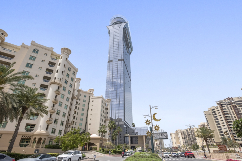 StoneTree - Luxury 1 BR - Palm Tower Apartments