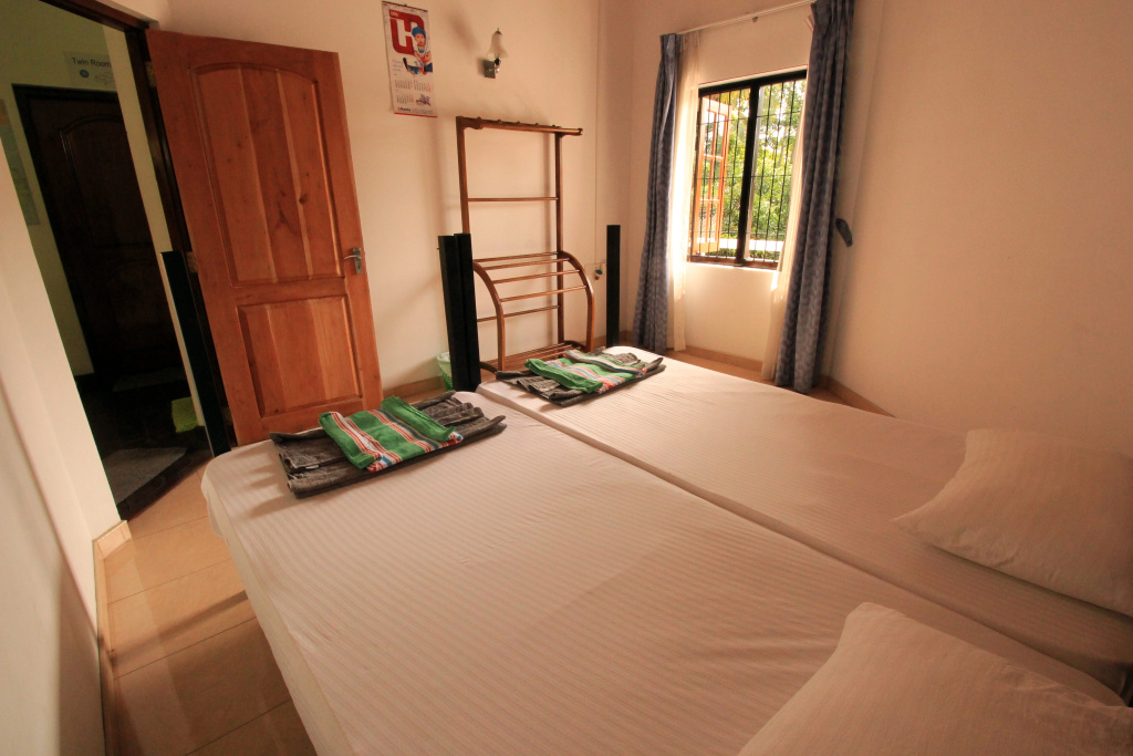 Economy room