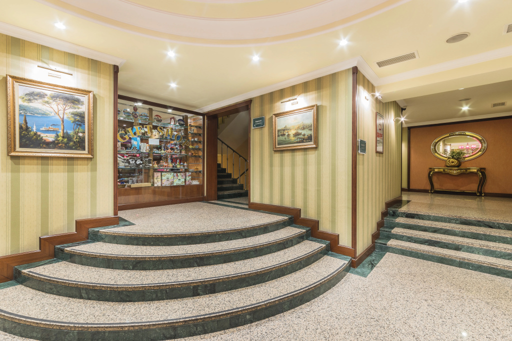 Grand Yavuz Hotel  — фото