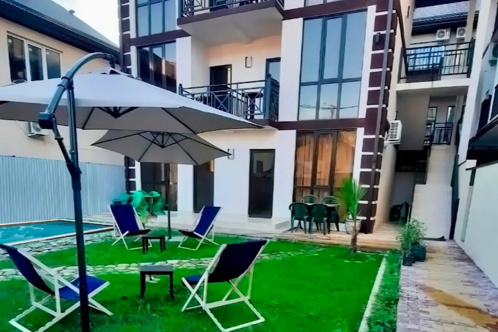 гостевой дом колибри. адлер колибри просвещения 140. павлова. отель колибри адлер ул нижнеимеретинская. гостевой дом колибри адлер нижнеимеретинская 139.