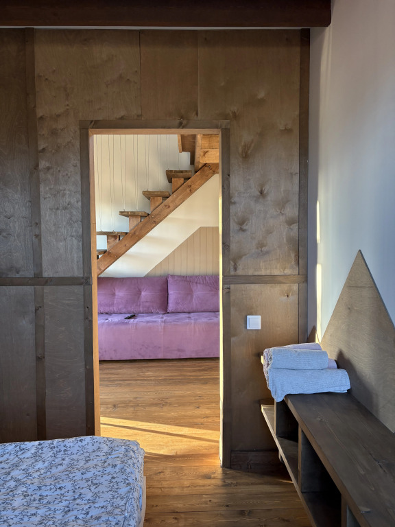 Четырёхместный семейный коттедж с видом на внутренний двор в Ракита