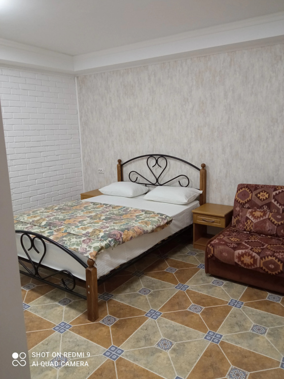 No.101 Double room (full double bed)
