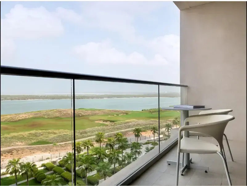Hotel Crowne Plaza Abu Dhabi Yas Island by IHG - Chambres