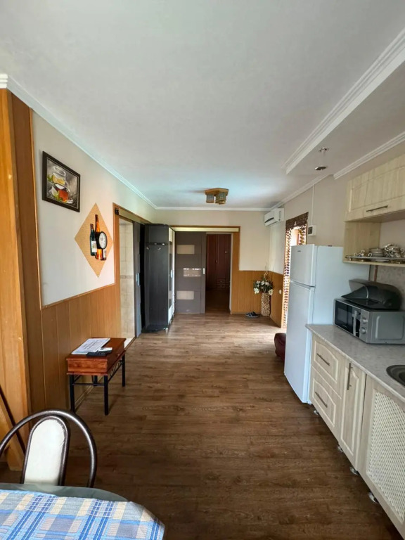 Люкс с балконом и с видом на бассейн в Сказка