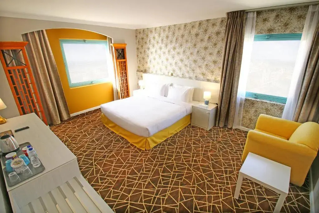 Premier Double room Heritage View (full double bed)