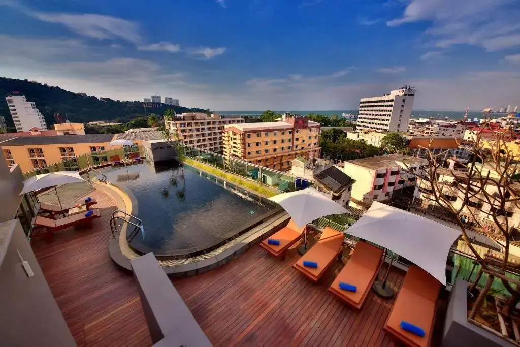 The Sun Xclusive Hotel — фото