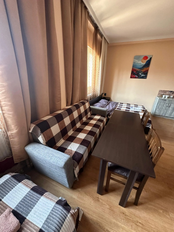 Standard Quadruple Family room
