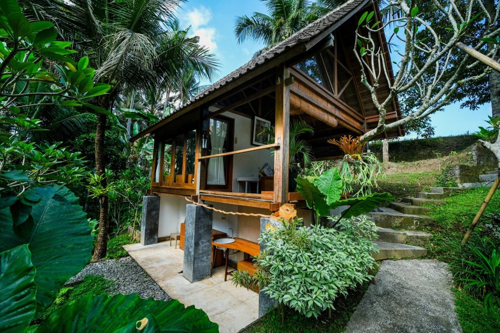Отель Ubud Jungle Stay - Mahari by WAHM — фото