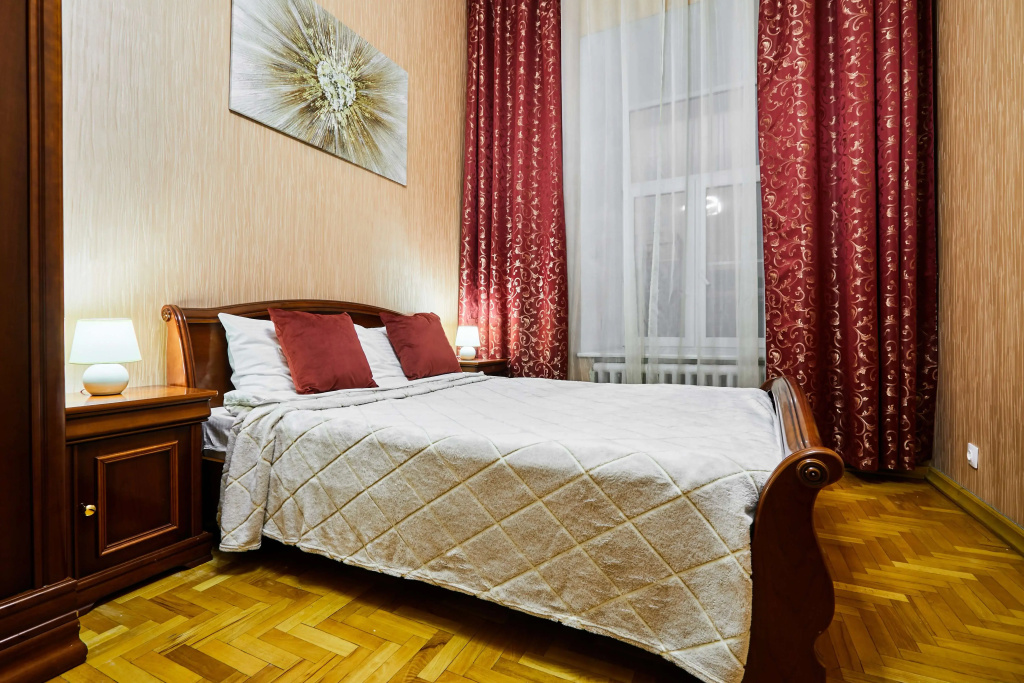 Квартира Flatstay с Эркером и Высокими Потолками — фото