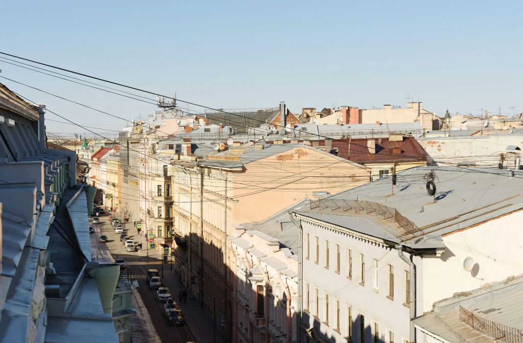 Апартаменты Minin Apartments Мансарда с двумя балконами на Невском 80 кв.м. — фото