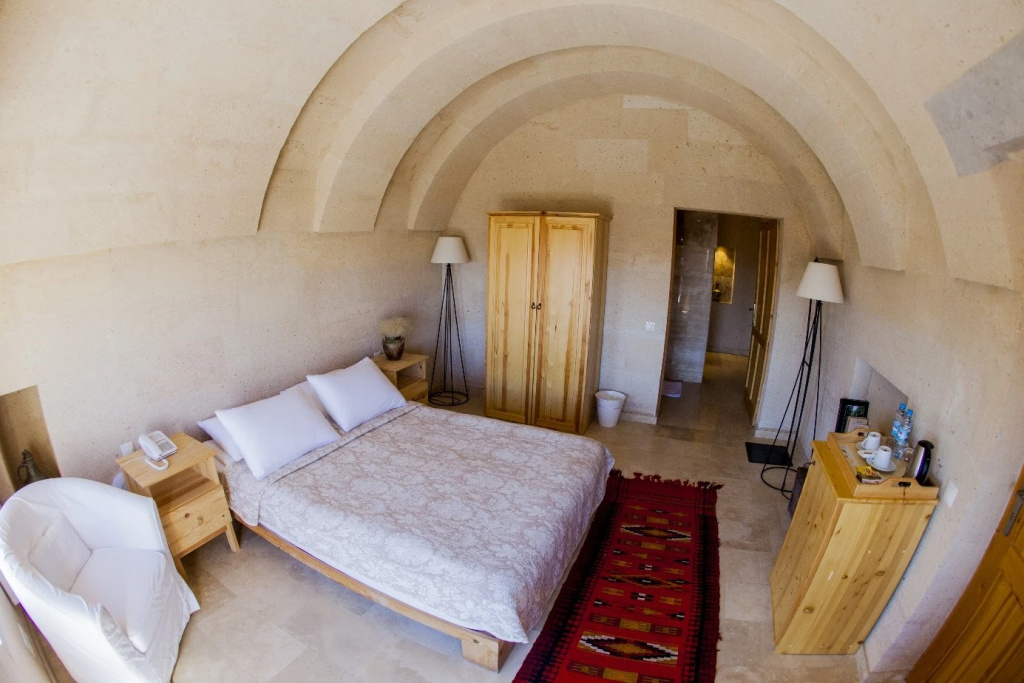 Deluxe Double room with balcony and with view (full double bed)