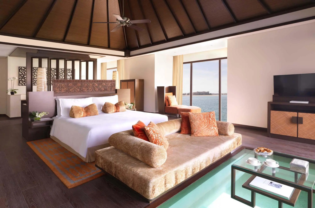 Курортный отель Anantara The Palm Dubai Resort — фото