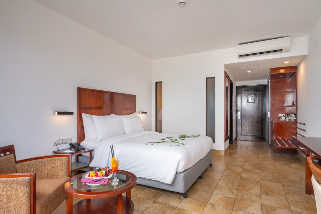 Hulhule Island Hotel - Chambres