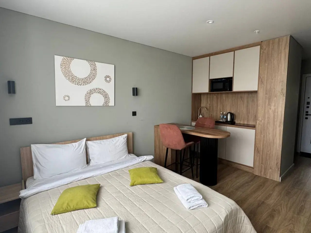 Vash Salut Apart Apart-hotel - Tap to explore photos