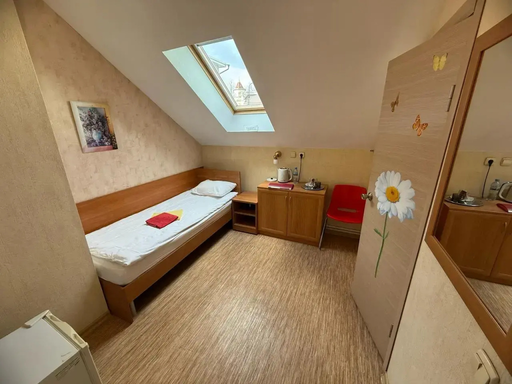 Standard Single room