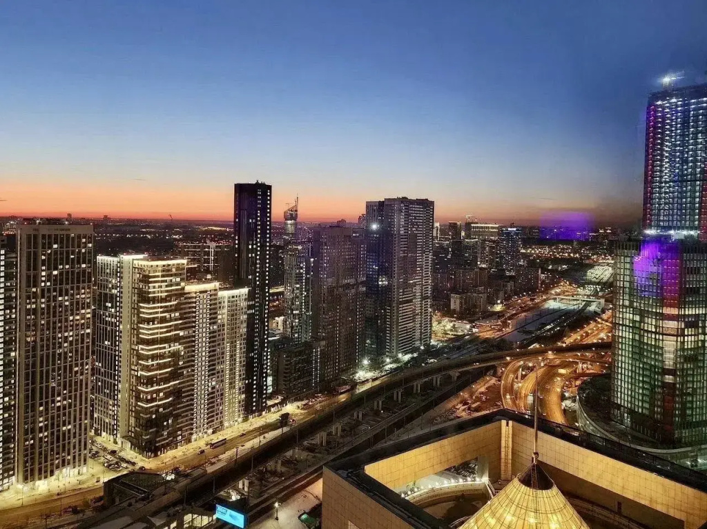 Апартаменты Sky City Moscow Уютная Студия на 43 этаже с видом на закат! Lux дизайн! Виден весь город! — фото