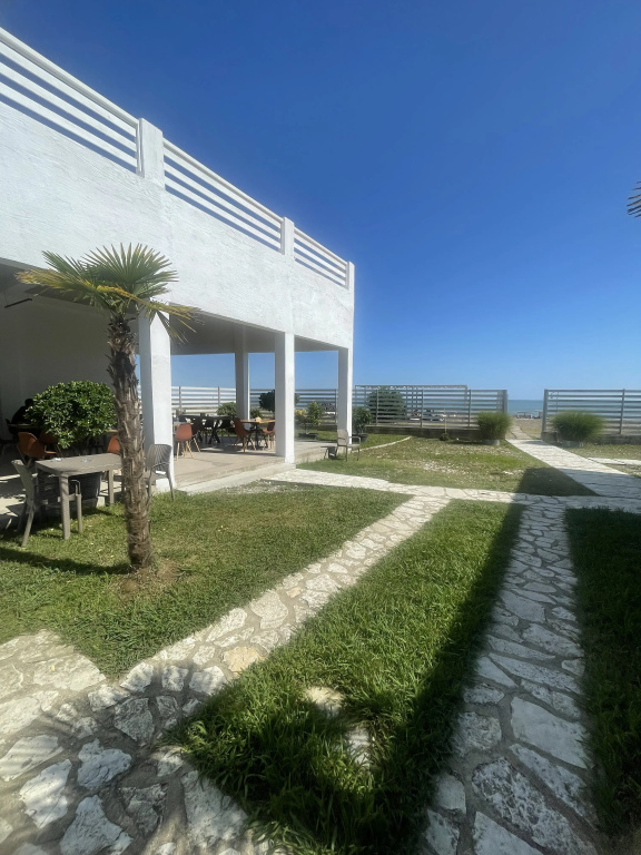 Arazny Hotel