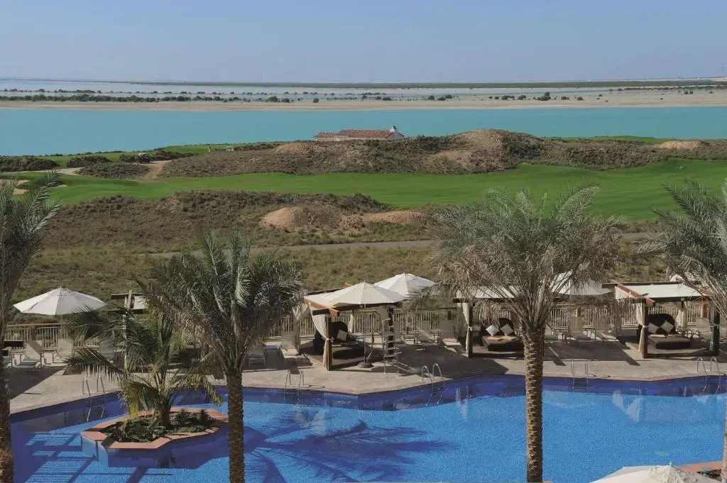 Yas Plaza Mangroves by IHG Hotel - Général