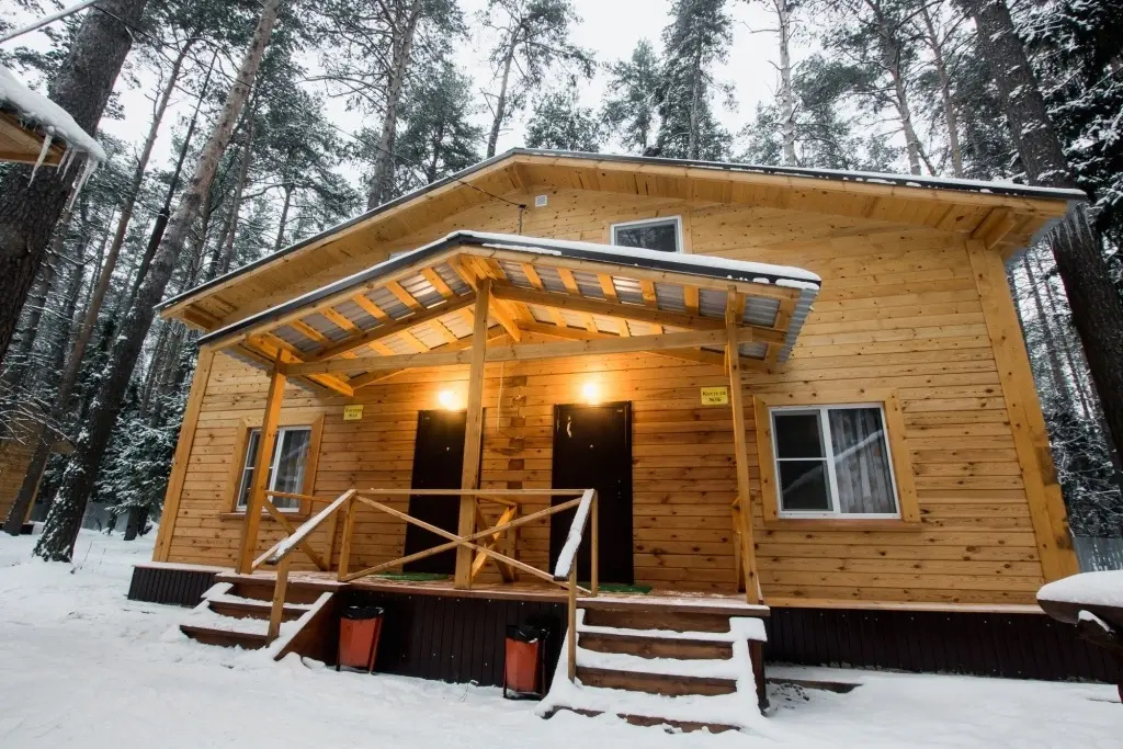 Sextuple Cottage
