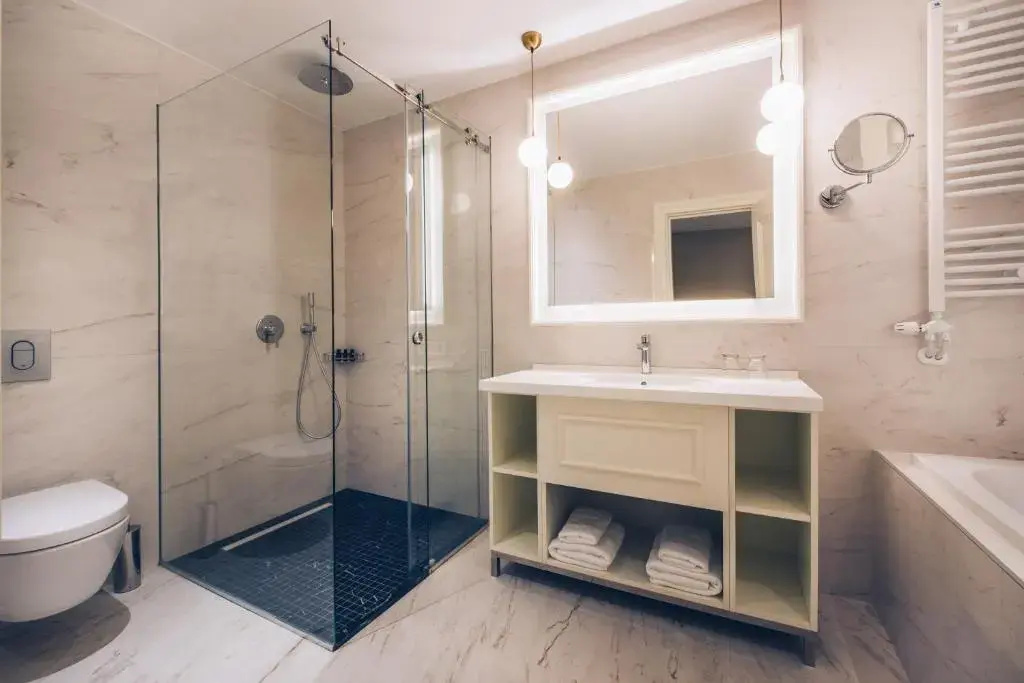 Perast Superior Double room (full double bed)