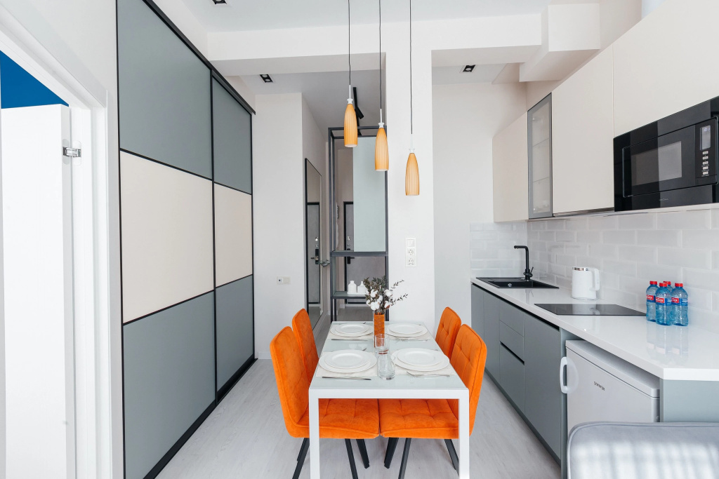 Апартаменты RED APARTMENTS Арт Лайт Сити апартамент Фрэнсис — фото