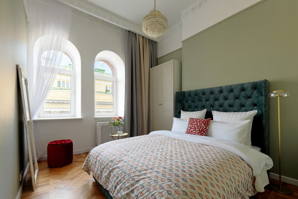 Апартаменты Minin Apartments с видом на Александринский Театр 130 кв.м. — фото