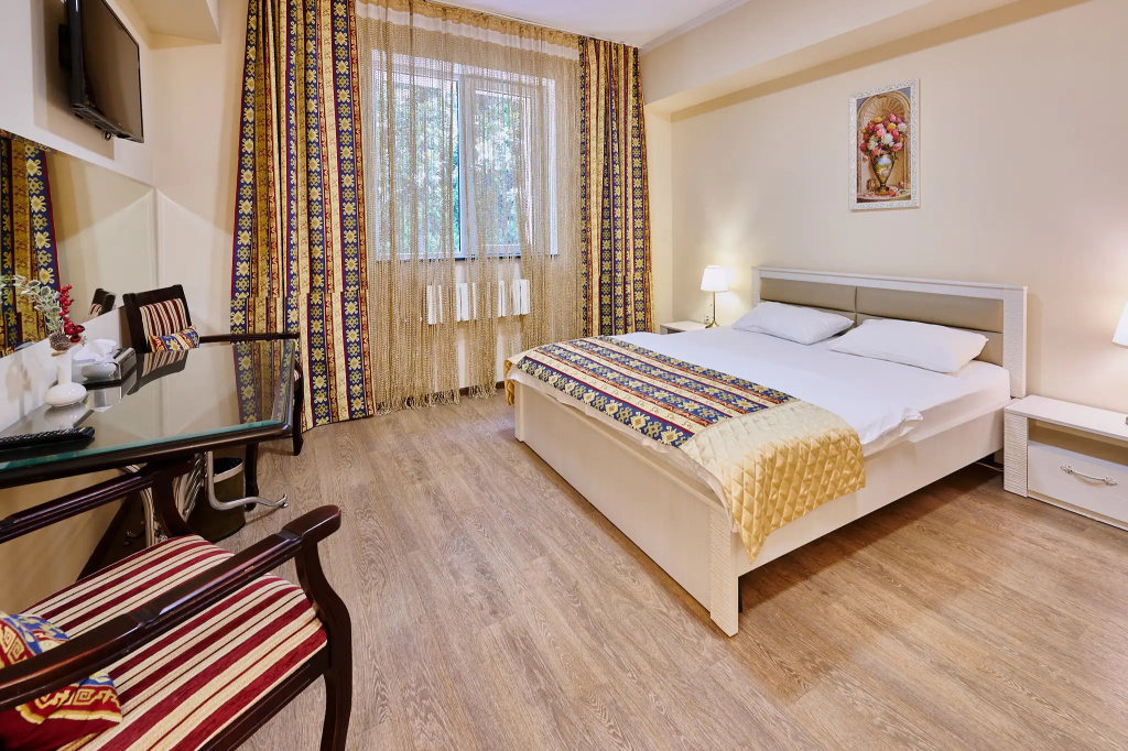 Vostok Guest house Room Type - Double Apartment full double bed