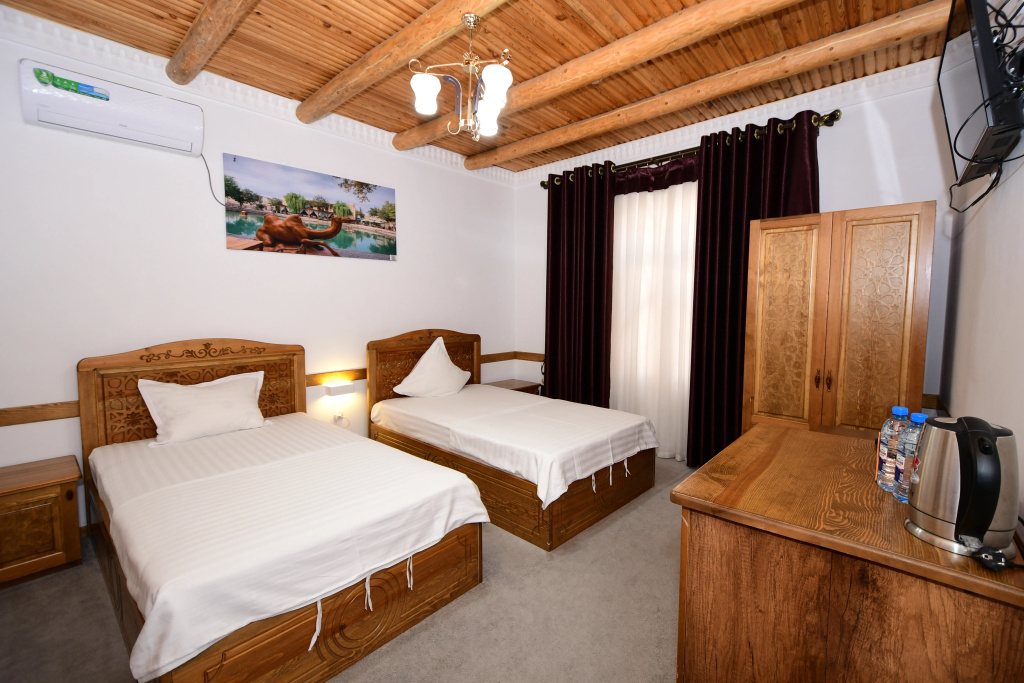 Standard Double room with courtyard view (twin beds)