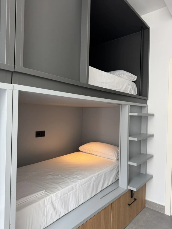 Bed in Dorm with city view